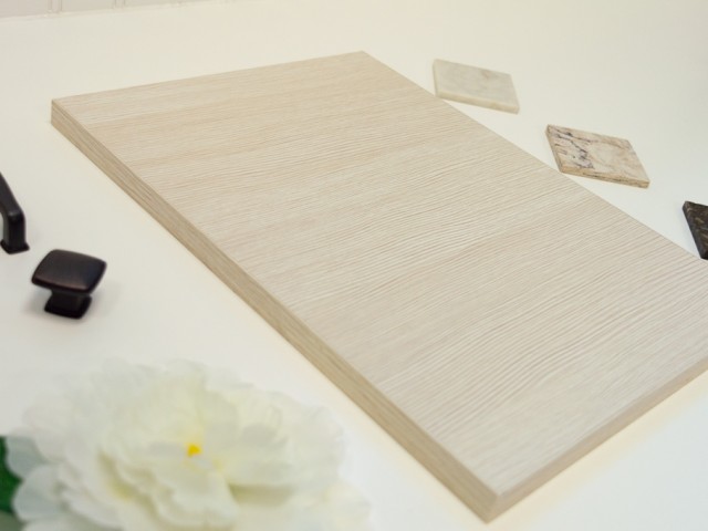 USC - Torino White Pine Frameless