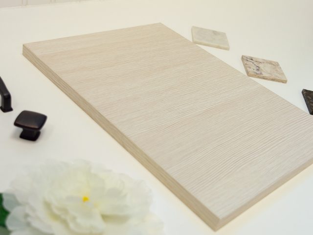 USC - Torino White Pine Frameless