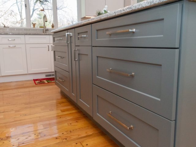 Showroom Accent Island